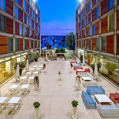 Hotel Doubletree By Hilton