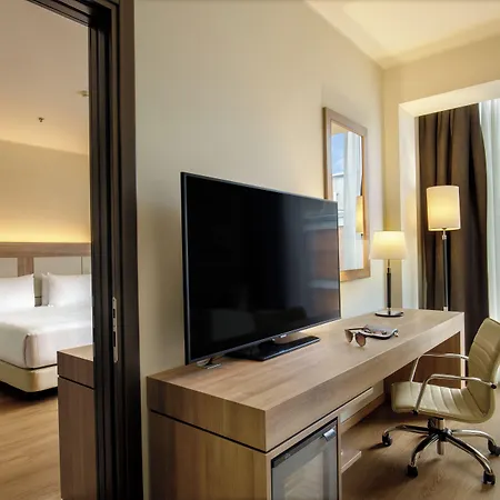 Hotel Doubletree By Hilton