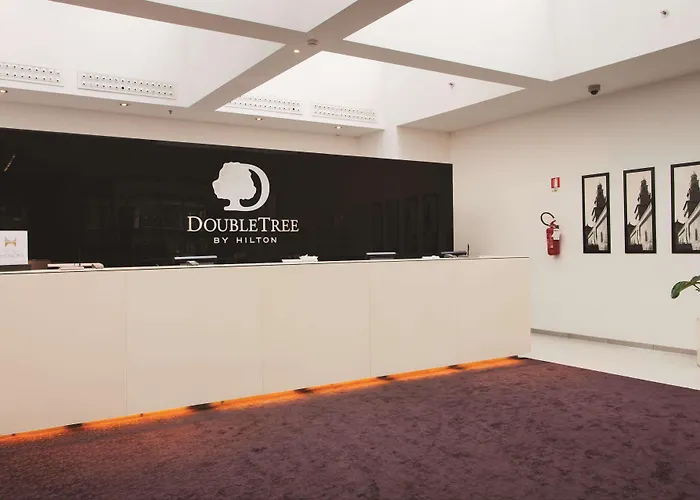 Hotell Doubletree By Hilton