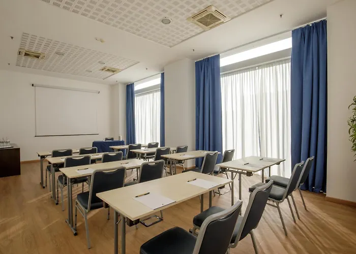 Hotell Doubletree By Hilton