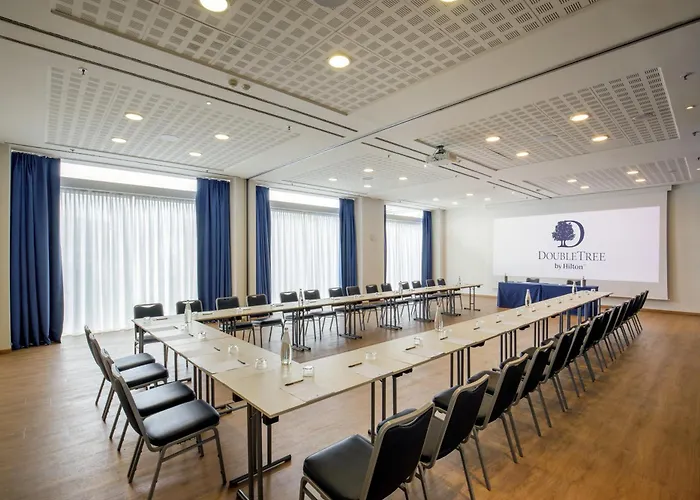 Doubletree By Hilton Отель 4*