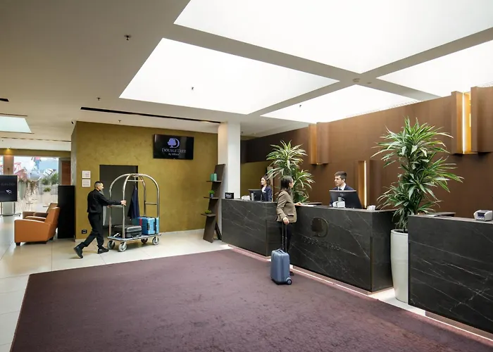 Hotell Doubletree By Hilton