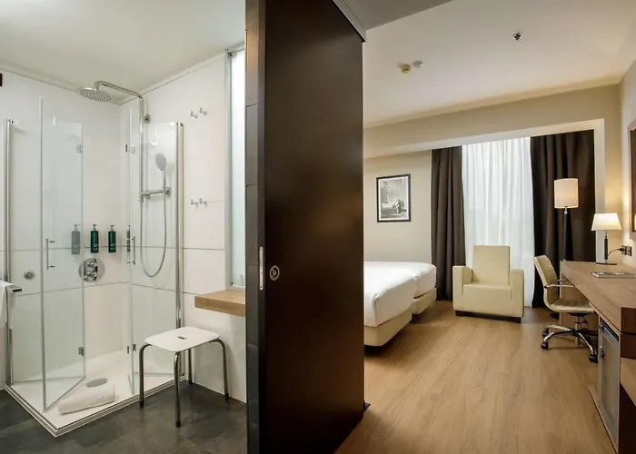 Doubletree By Hilton Hotell