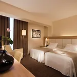 Doubletree By Hilton Ξενοδοχείο