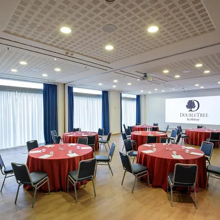 Hotel Doubletree By Hilton Milão