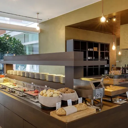 Szálloda Doubletree By Hilton 4*
